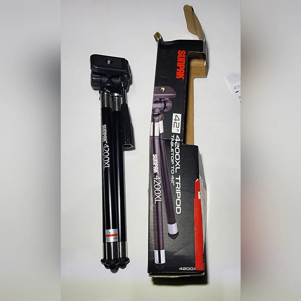 Sunpak 4200XL tripod tabletop to 42'